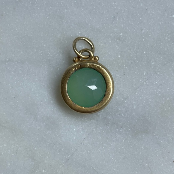 Baroni | Green Chalcedony Charm - Picture 3 of 6